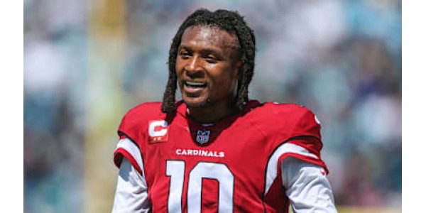 DeAndre Hopkins accepterade inbjudan från det femte laget i karriären DeAndre Hopkins accepterade inbjudan från det femte laget i karriären
